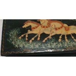 Russian Lacquer Trinket Box Hand Painted Fairytale Horses Carriage Signed